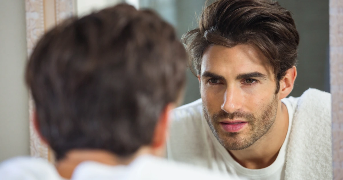 Narzisst geht fremd: Warum Persönlichkeitsstörungen zu Untreue führen